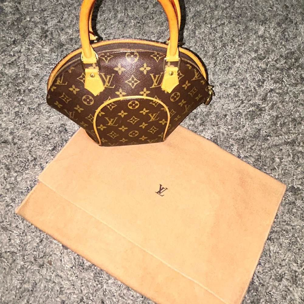 Louis Vuitton Ellipse Monogram Satchel - Picture 5 of 7